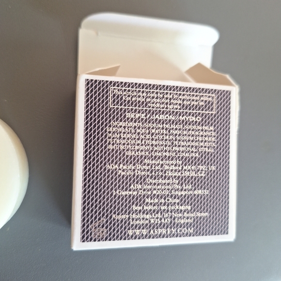 Asprey Purple Hand Soap - Picture 3 of 4